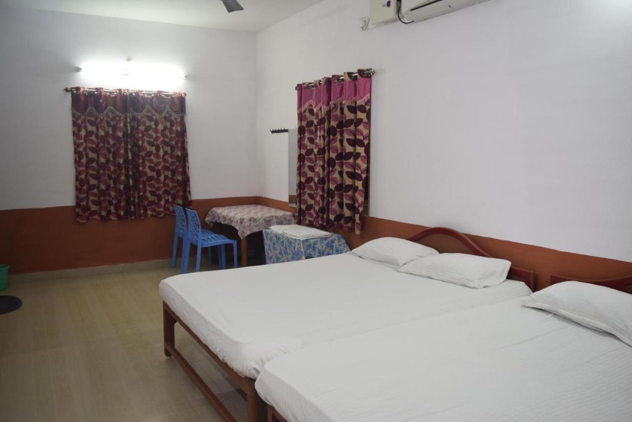 Velanganni Vinodth Homestay Exteriör bild